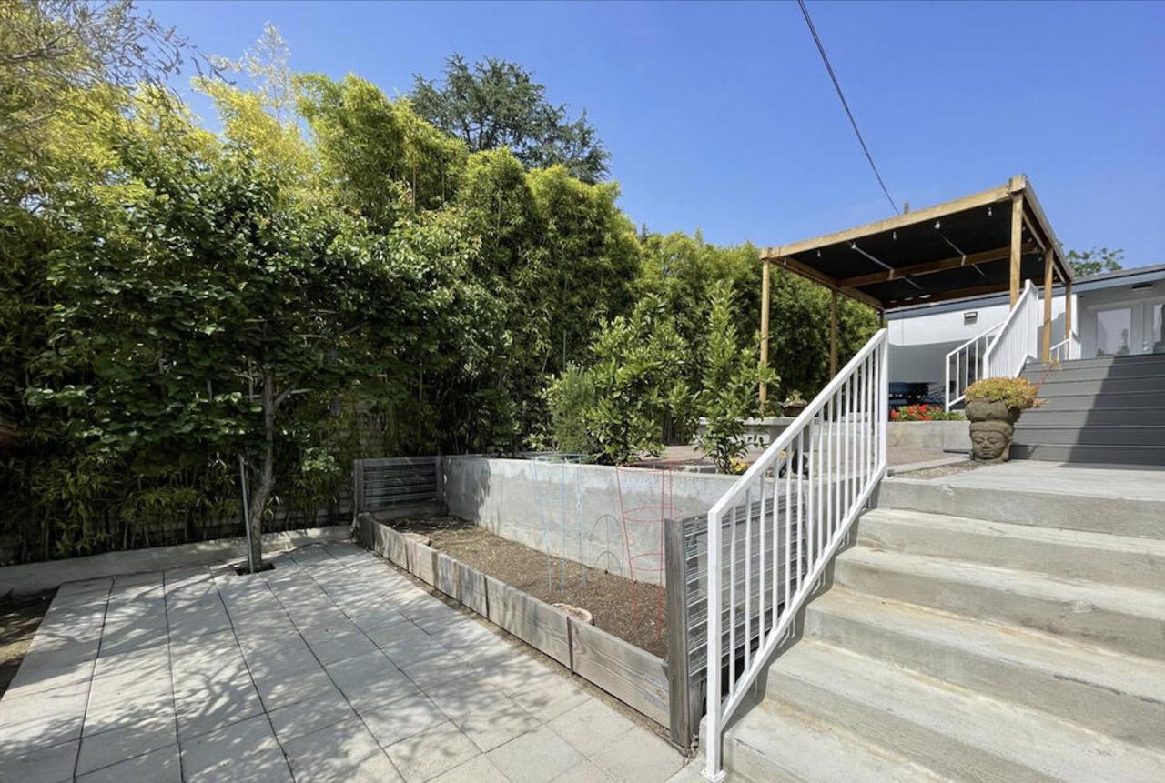 Spacious Getaway @ Echo Park Ranch - Luxury Indoor/ Outdoor Steps From Sunset Blvd, Echo Park Lake, Dodgers Stadium Casa de férias *