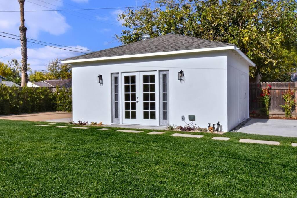 Holiday home Beautiful 4 Bed + Jacuzzi Los Angeles