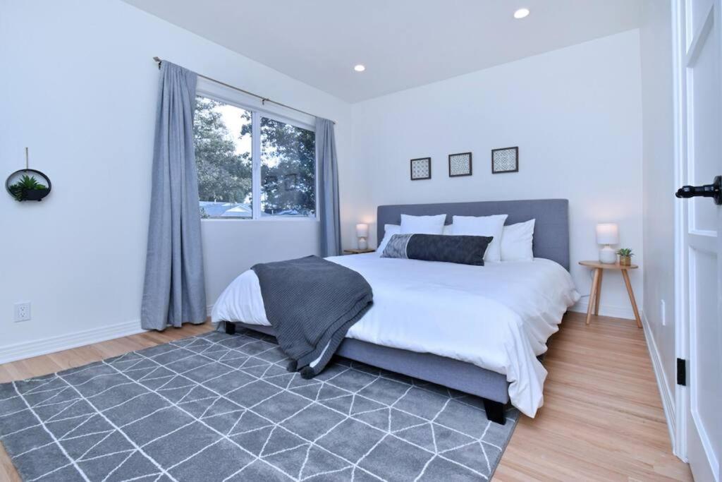 Holiday home Beautiful 4 Bed + Jacuzzi Los Angeles