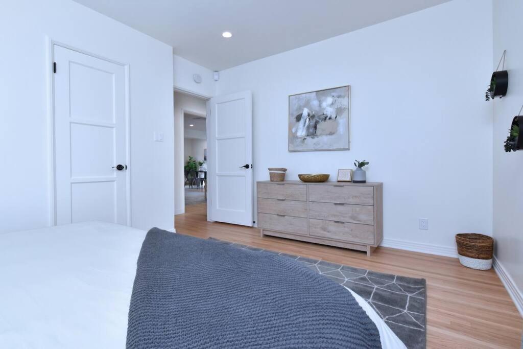 Holiday home Beautiful 4 Bed + Jacuzzi Los Angeles