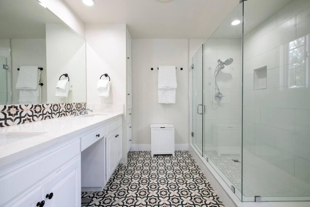 Beautiful Spacious Holiday home Los Angeles