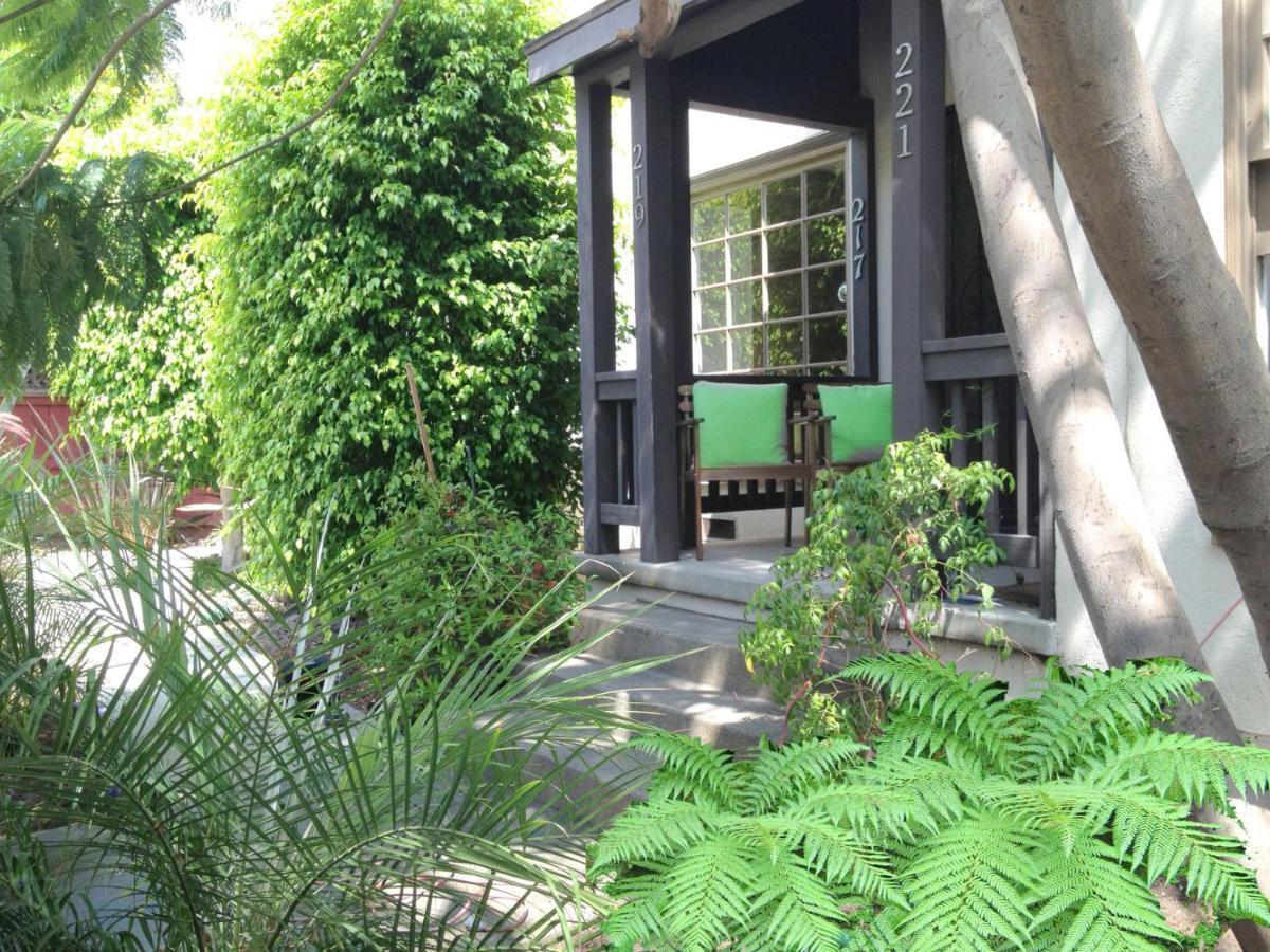 The Venice Beachwood * Los Angeles