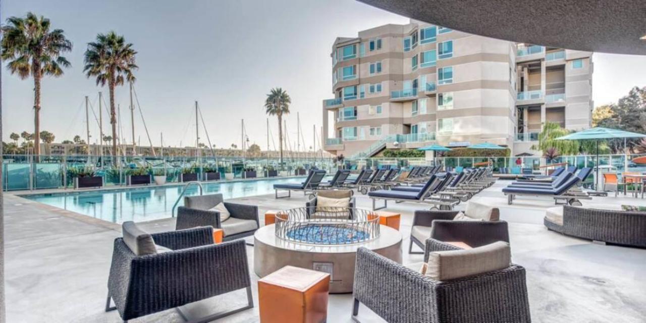 Blue Water Views Penthouse In Marina Del Rey *