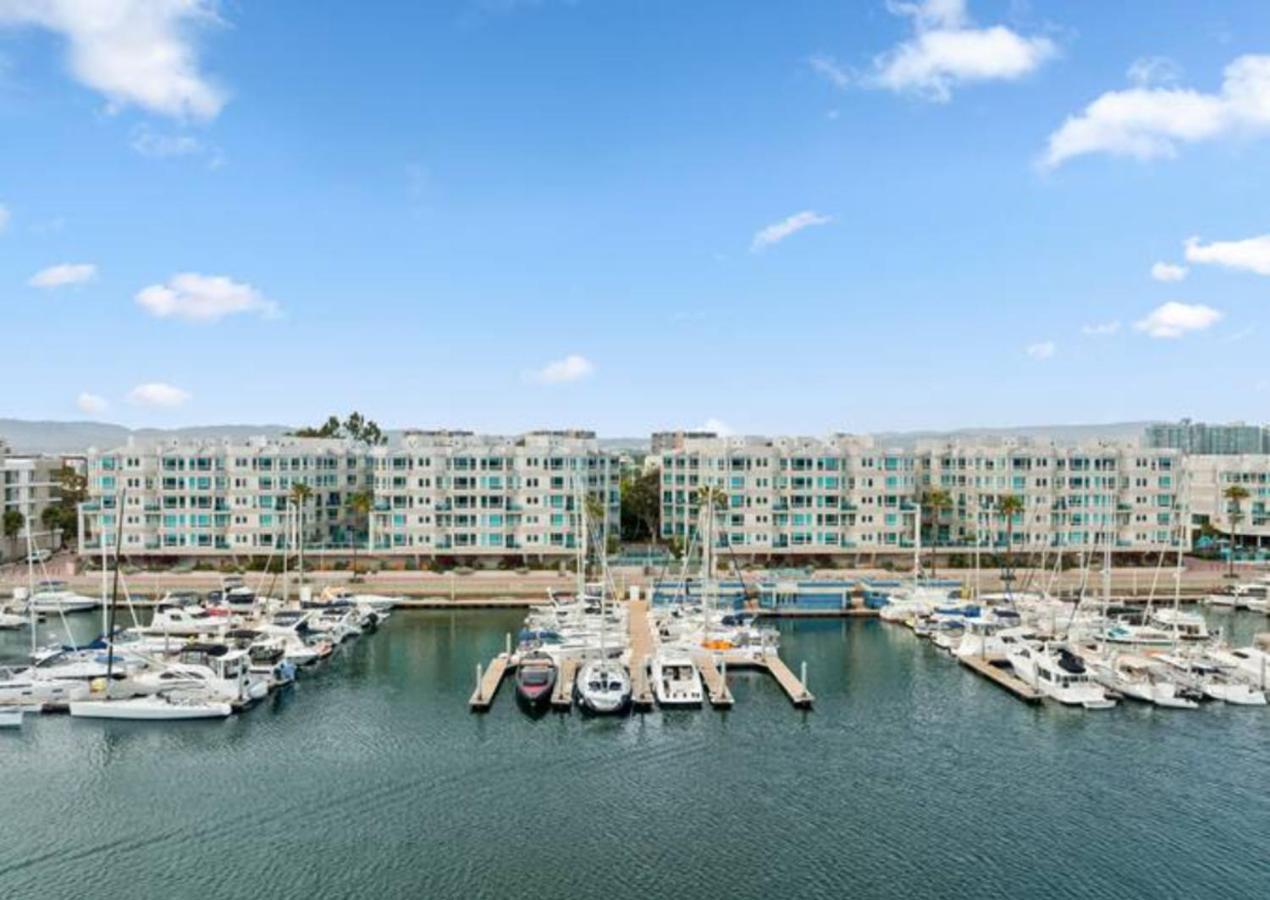 Blue Water Views Penthouse In Marina Del Rey