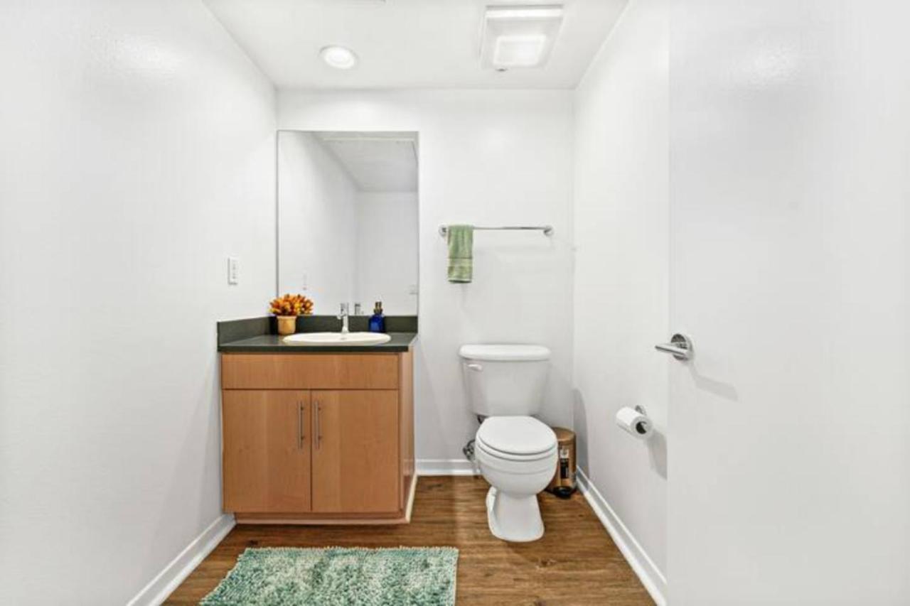 The Coral Loft - Marina Bliss Water View 2br Pool, Gym Los Angeles
