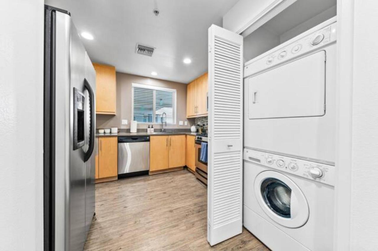Blue Water Views Penthouse In Marina Del Rey Los Angeles