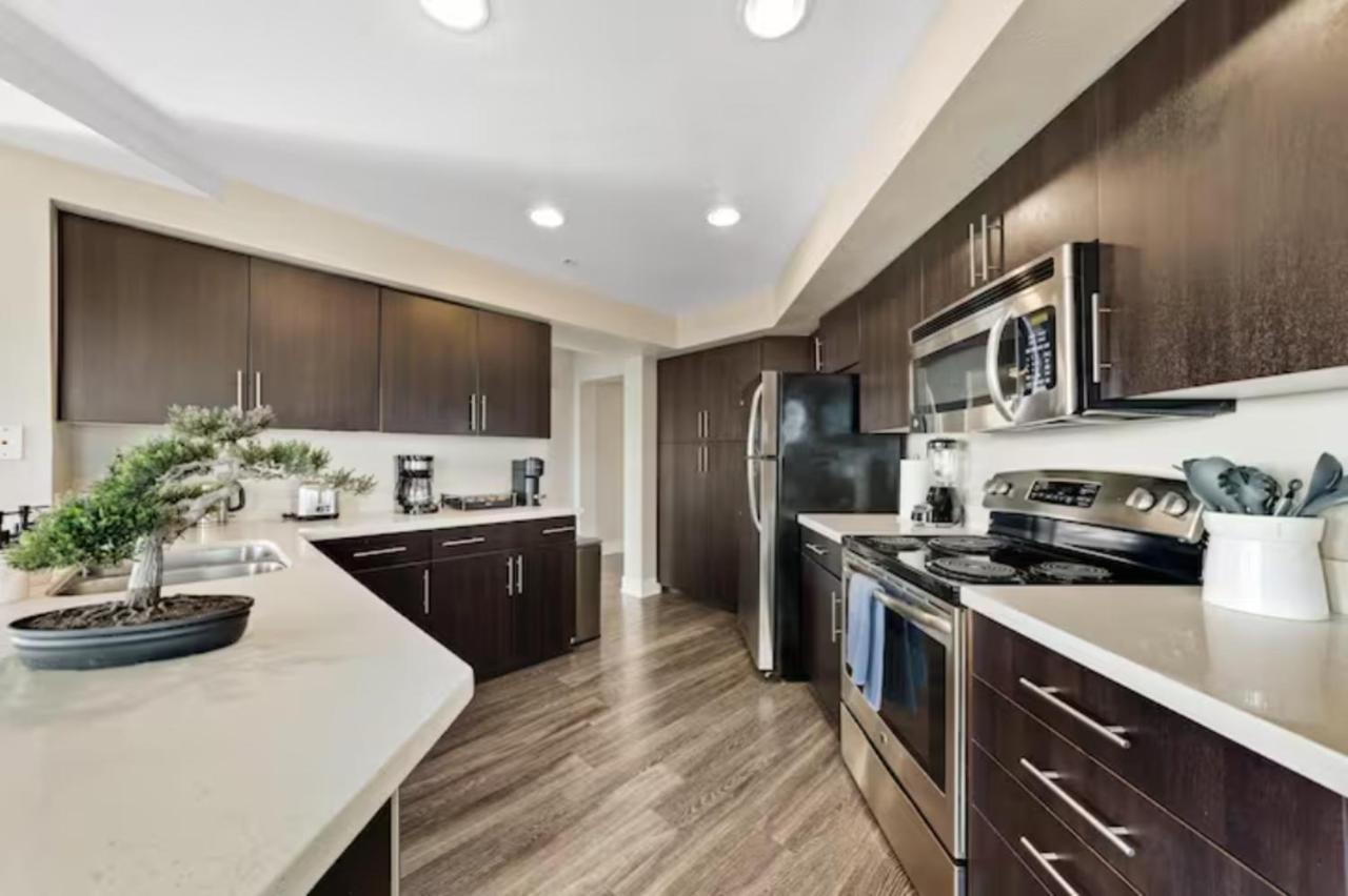 Blue Topaz Retreat - Spacious 3br Gorgeous Views * Los Angeles