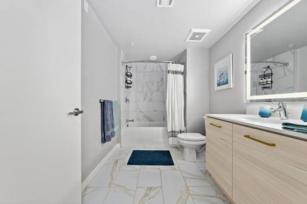 Amber Drift - Santa Monica 2br Penthouse Ocean Views Apartment *