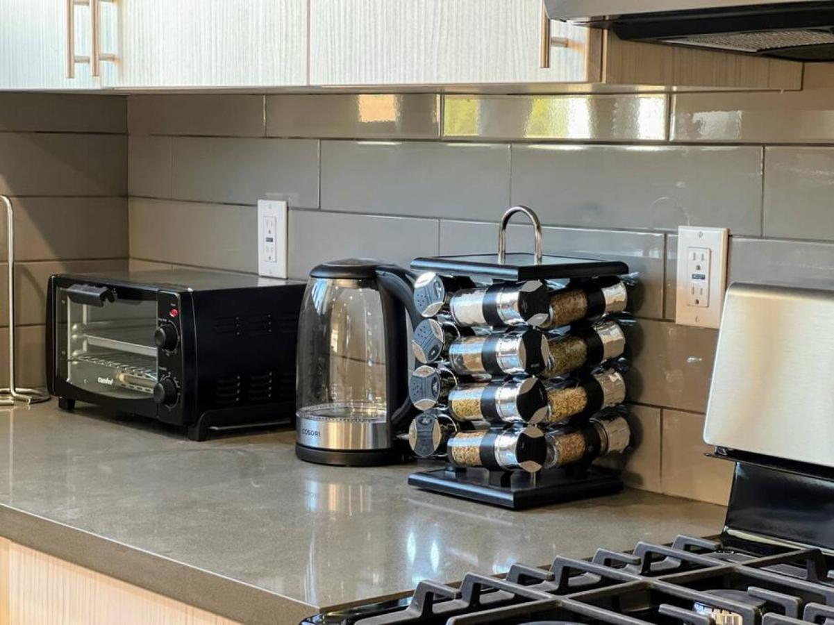 Casa de férias Deluxe 4-bedroom Near Koreatown -oak1 *