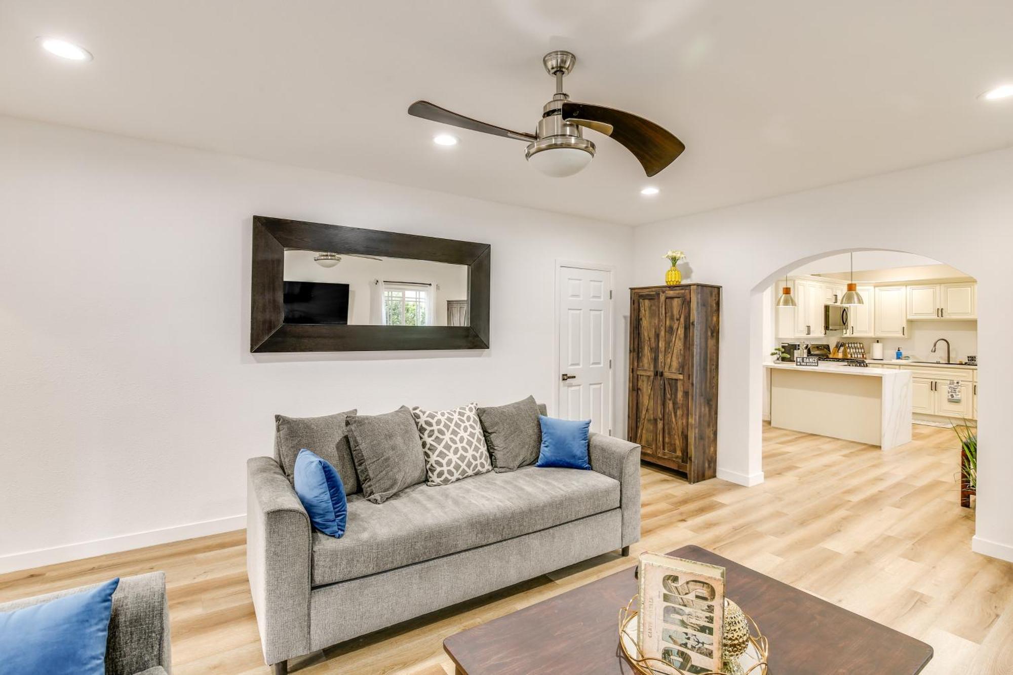 Apartment East Angeles - 7 Mi To Downtown! *