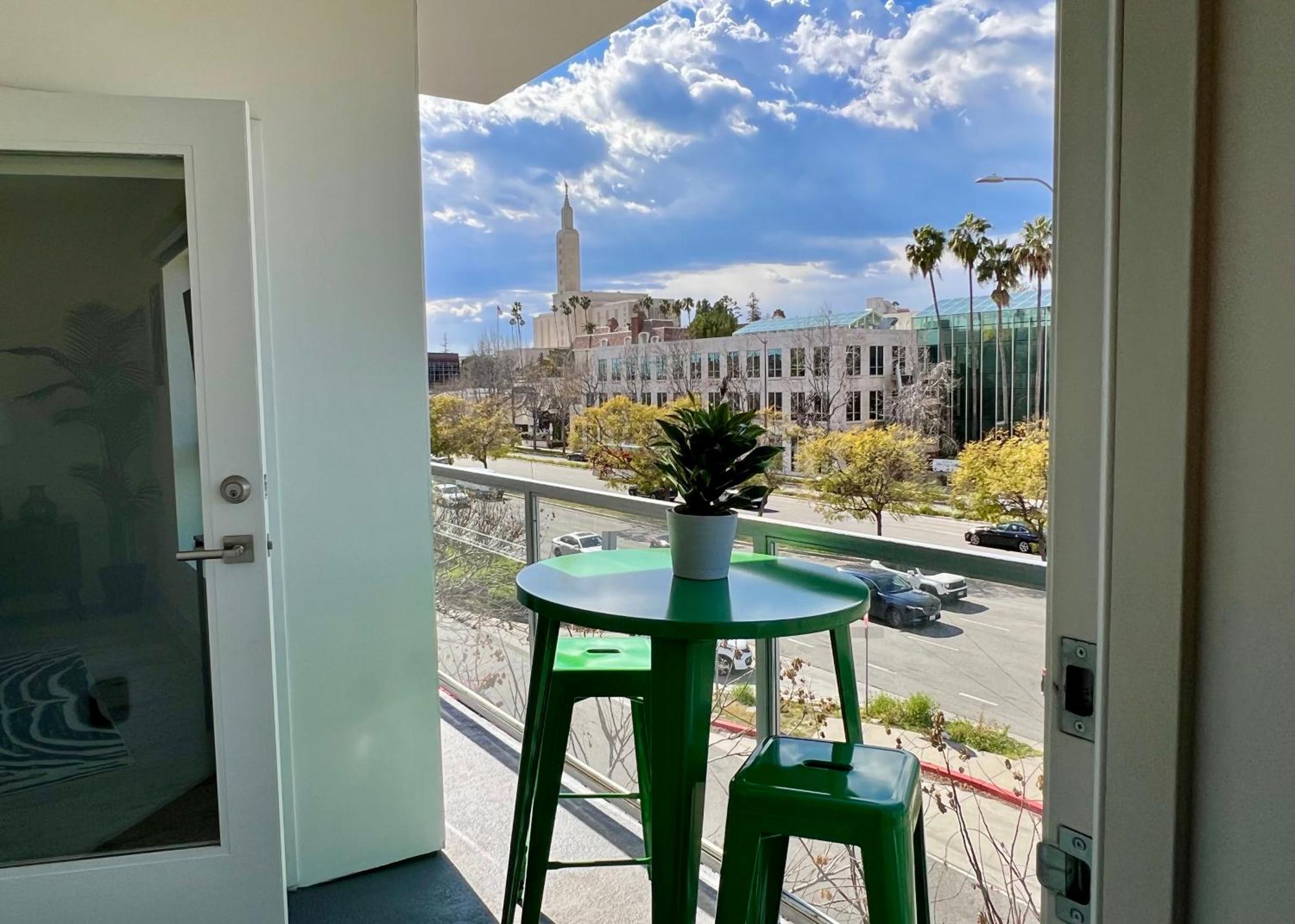 Century Chic 4 Sleep Free Parking 402 Los Angeles