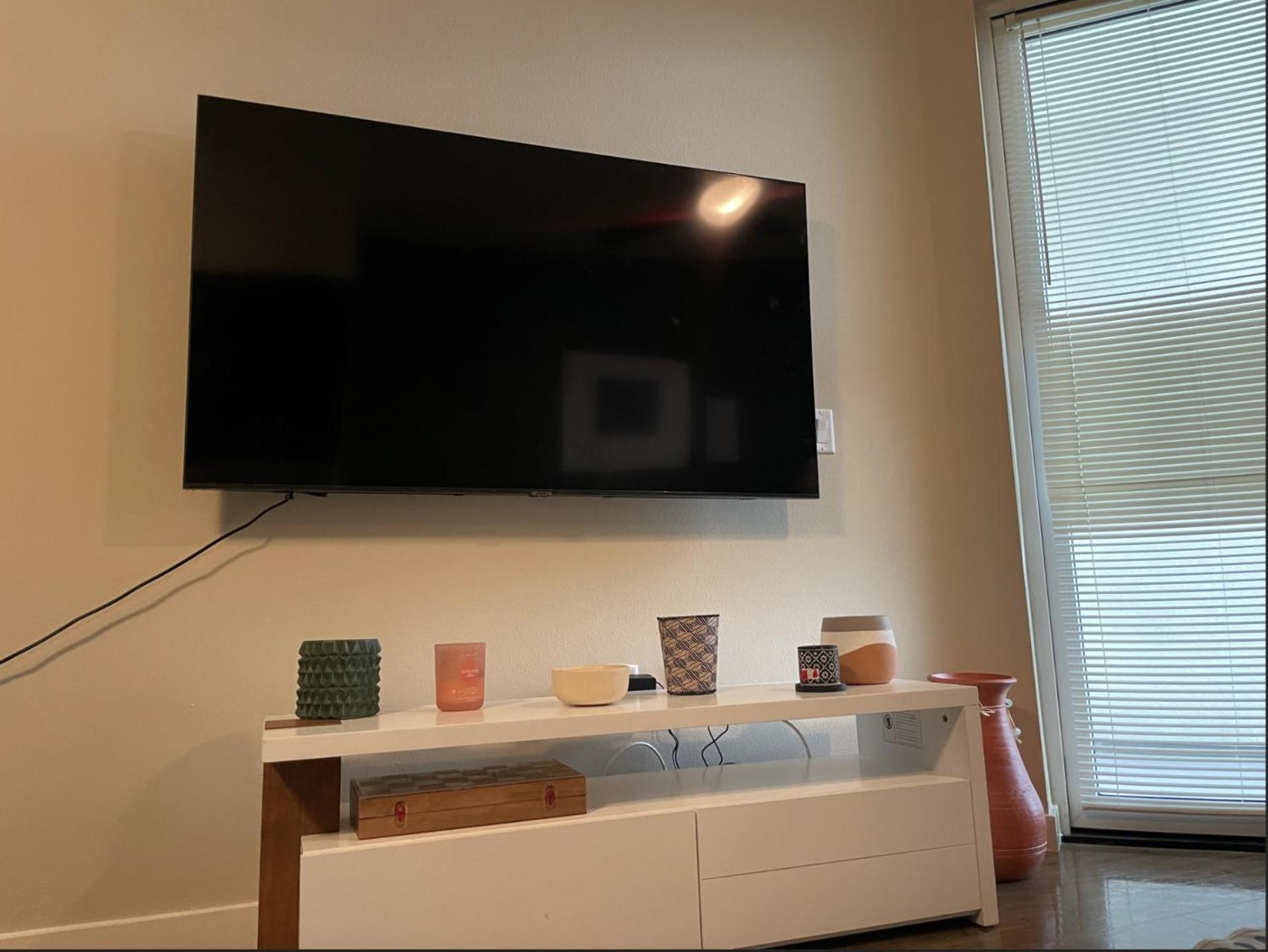 Cozy And Stylish Unit- 534 *