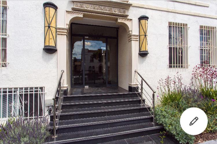Apartamento Beautiful In The Heart Of Koreatown!