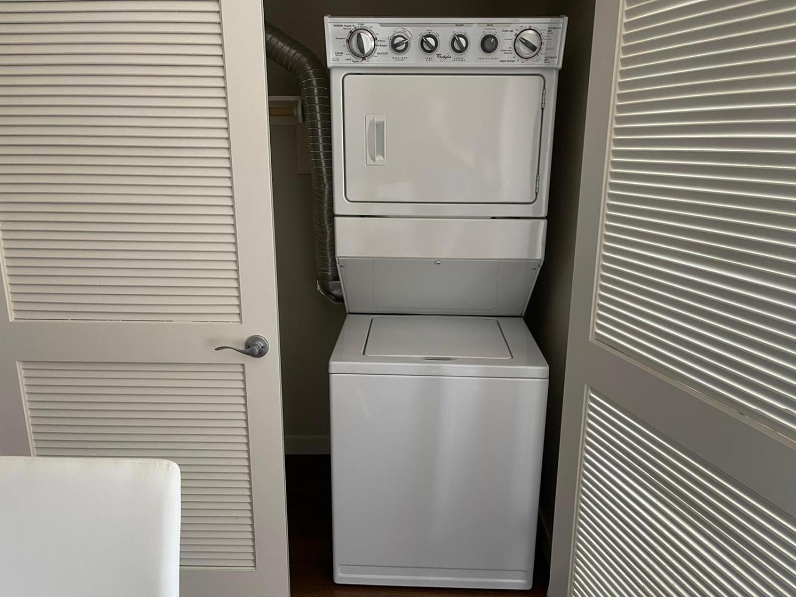 Aparthotel Luxury 2 Bedrooms 2 Bathrooms With Pool And Gym
