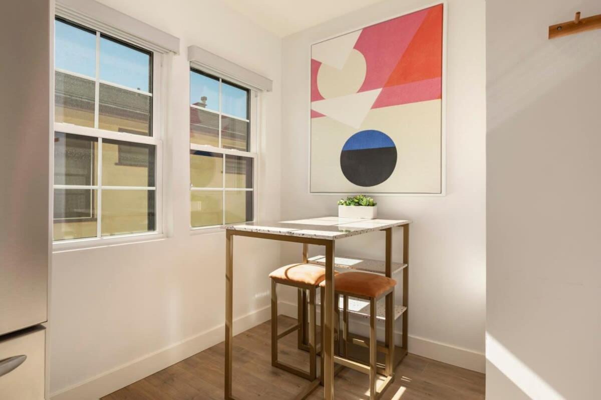 Downtown Culver New Designer Lux 1 Bedroom Los Angeles