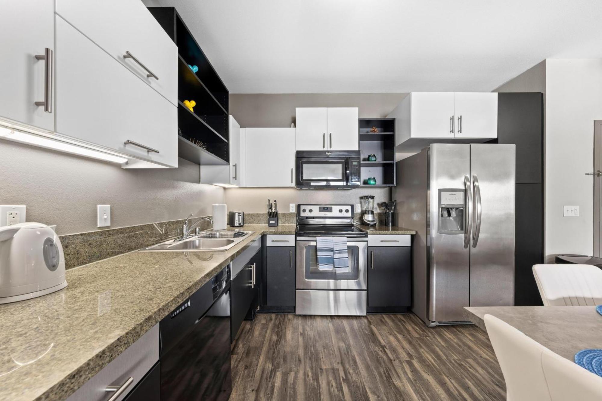 Venice Lux Retreat Coastal Haven