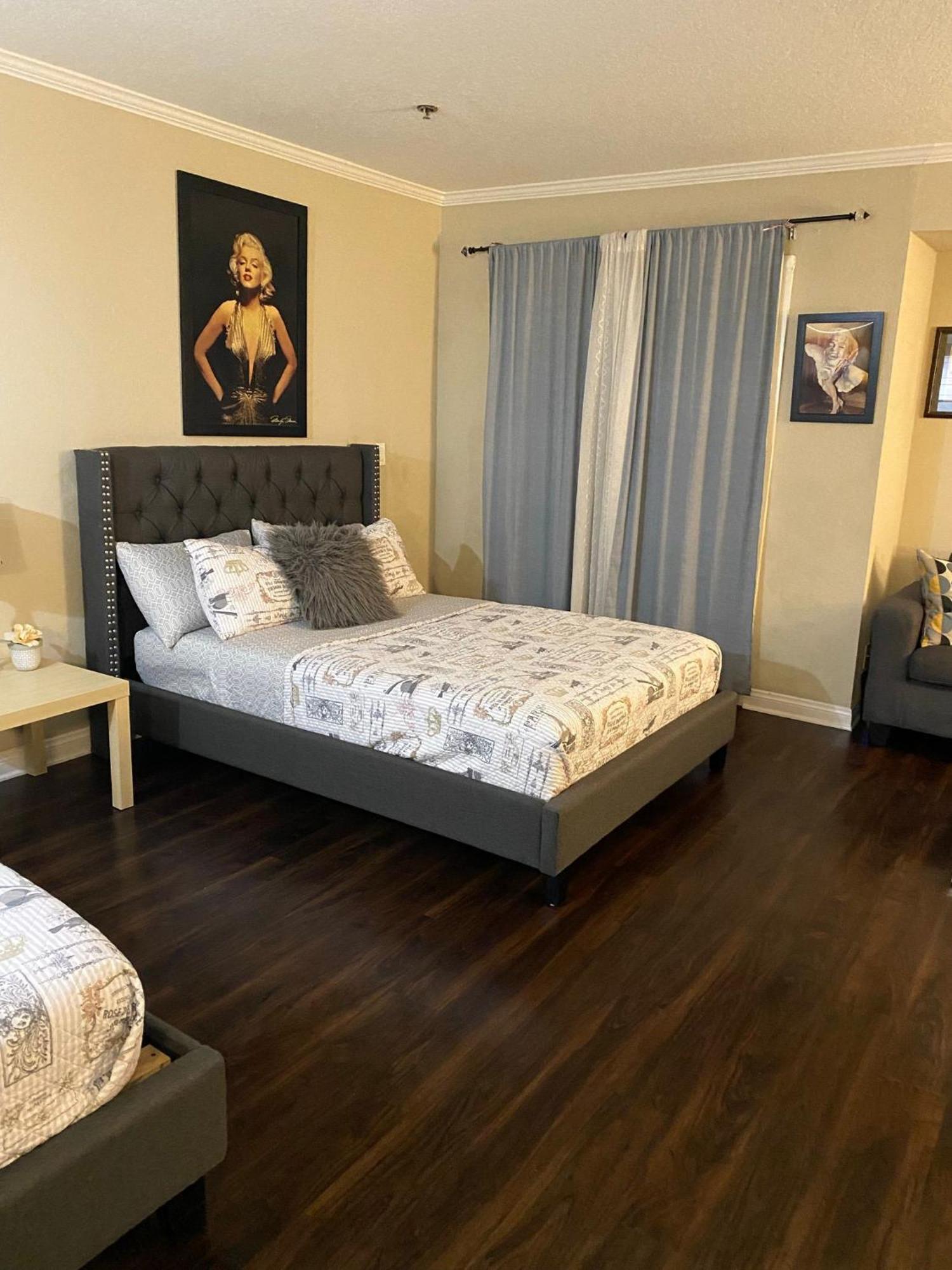 Apartment Hollywood Loft Spacious With 2 Beds And Parking *
