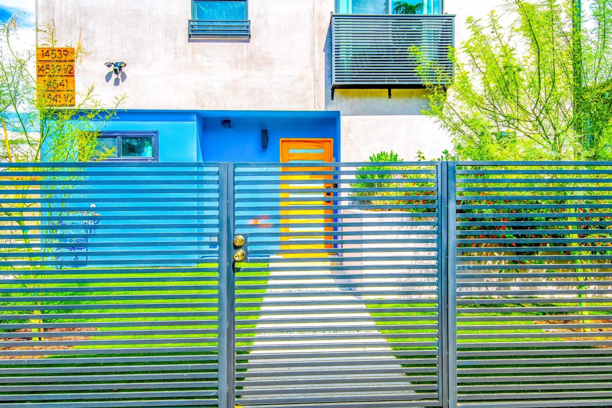 Casa de férias Luxurious Townhome W/3 Master Gated Parking Los Angeles
