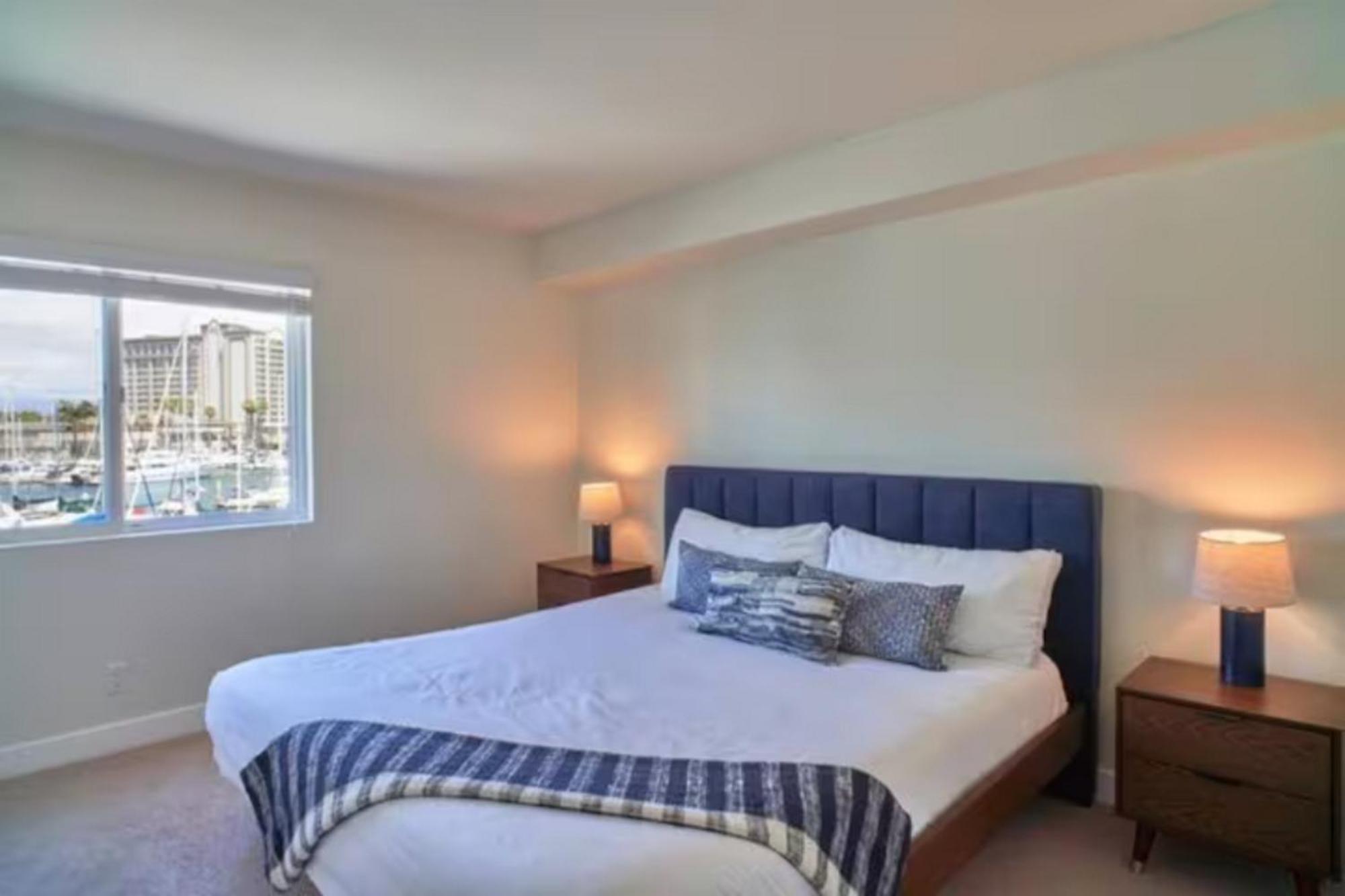 Blue Agate - Seaside Bright 2br With Marina Views * Los Angeles
