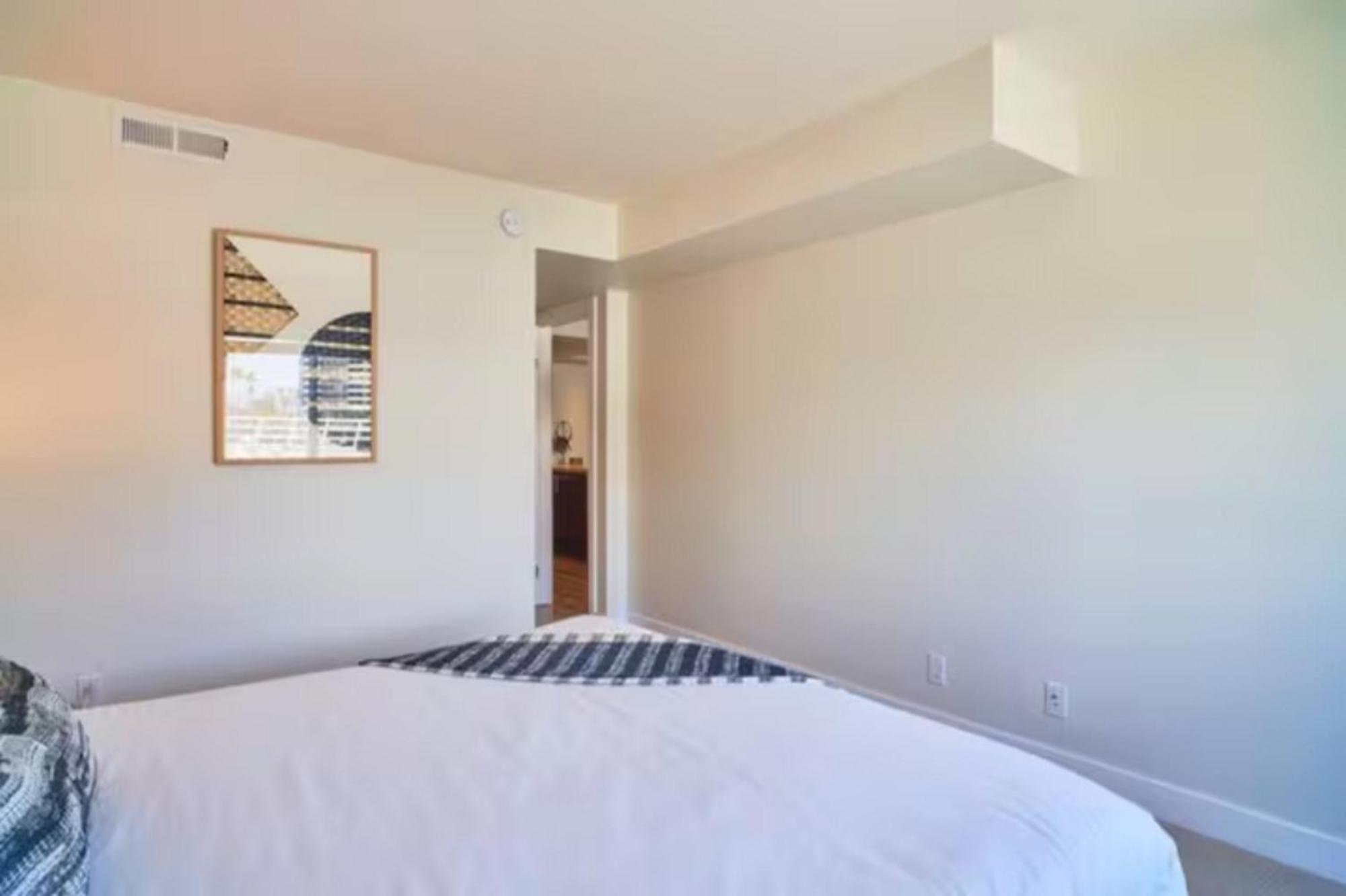 Blue Agate - Seaside Bright 2br With Marina Views *
