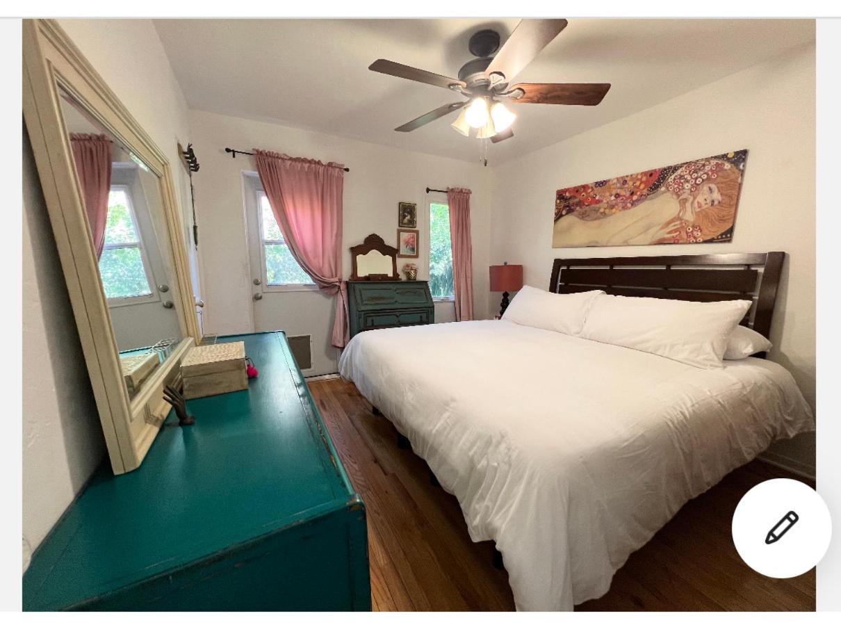 Carmela Holiday home Los Angeles