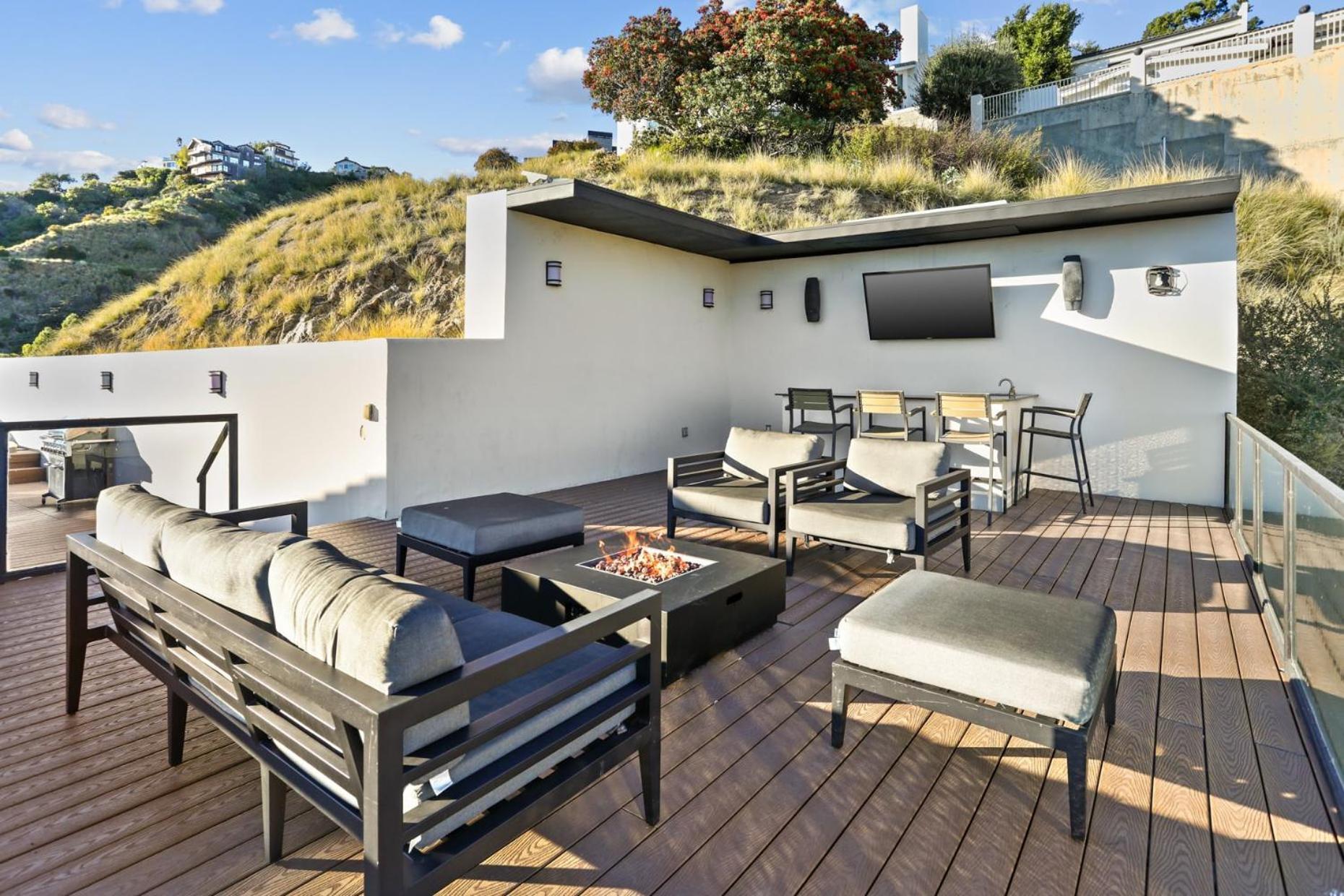 New Listing Stunning Jetliner View Private *