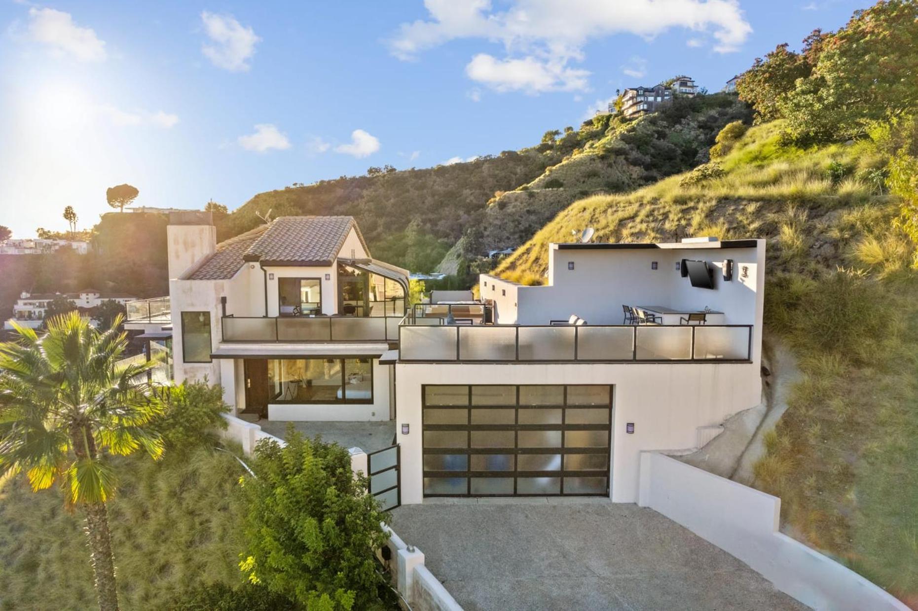 New Listing Stunning Jetliner View Private Villa Los Angeles