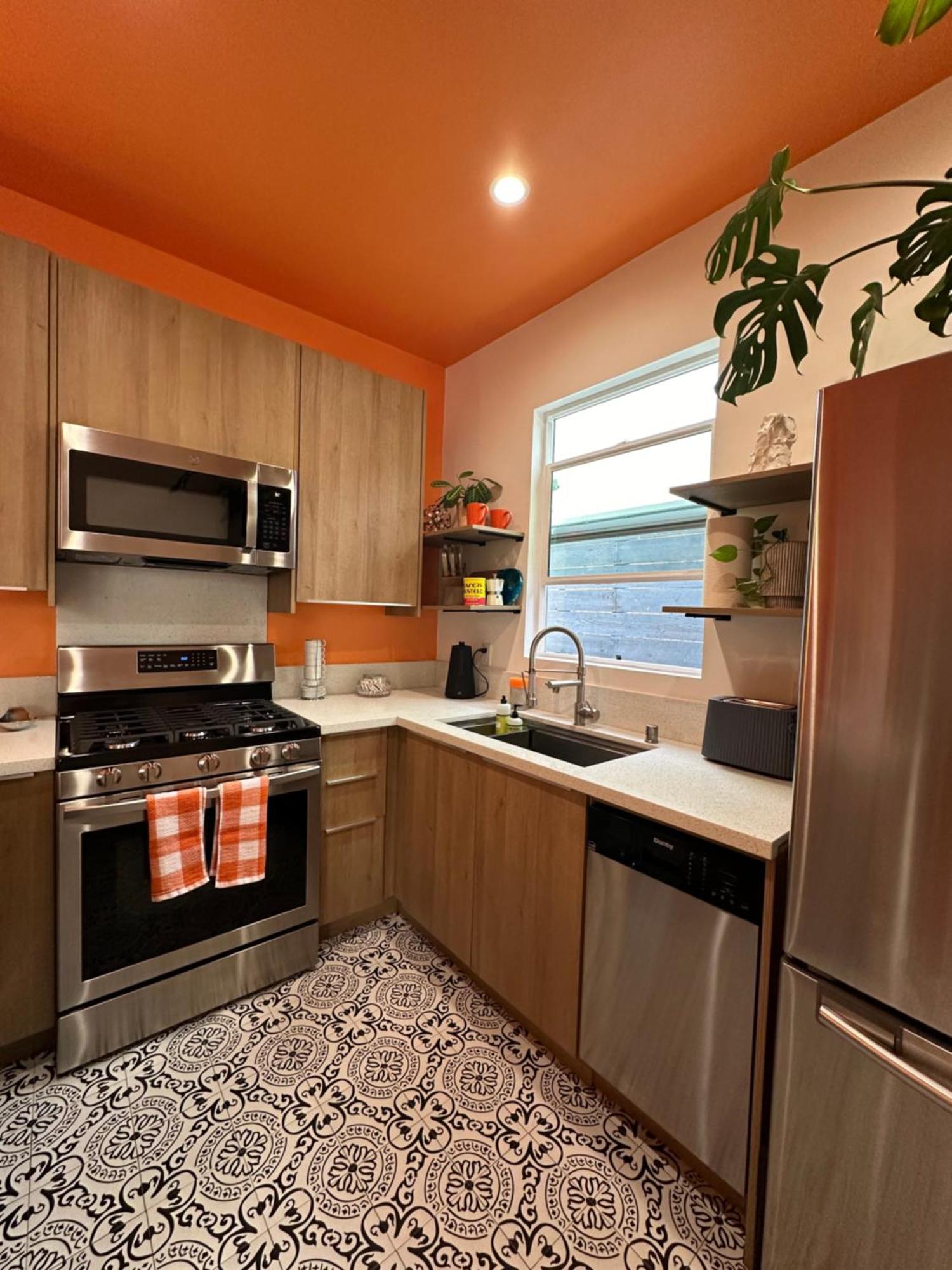 Getaway In Private Garden Terrace W Luxury Amenities *