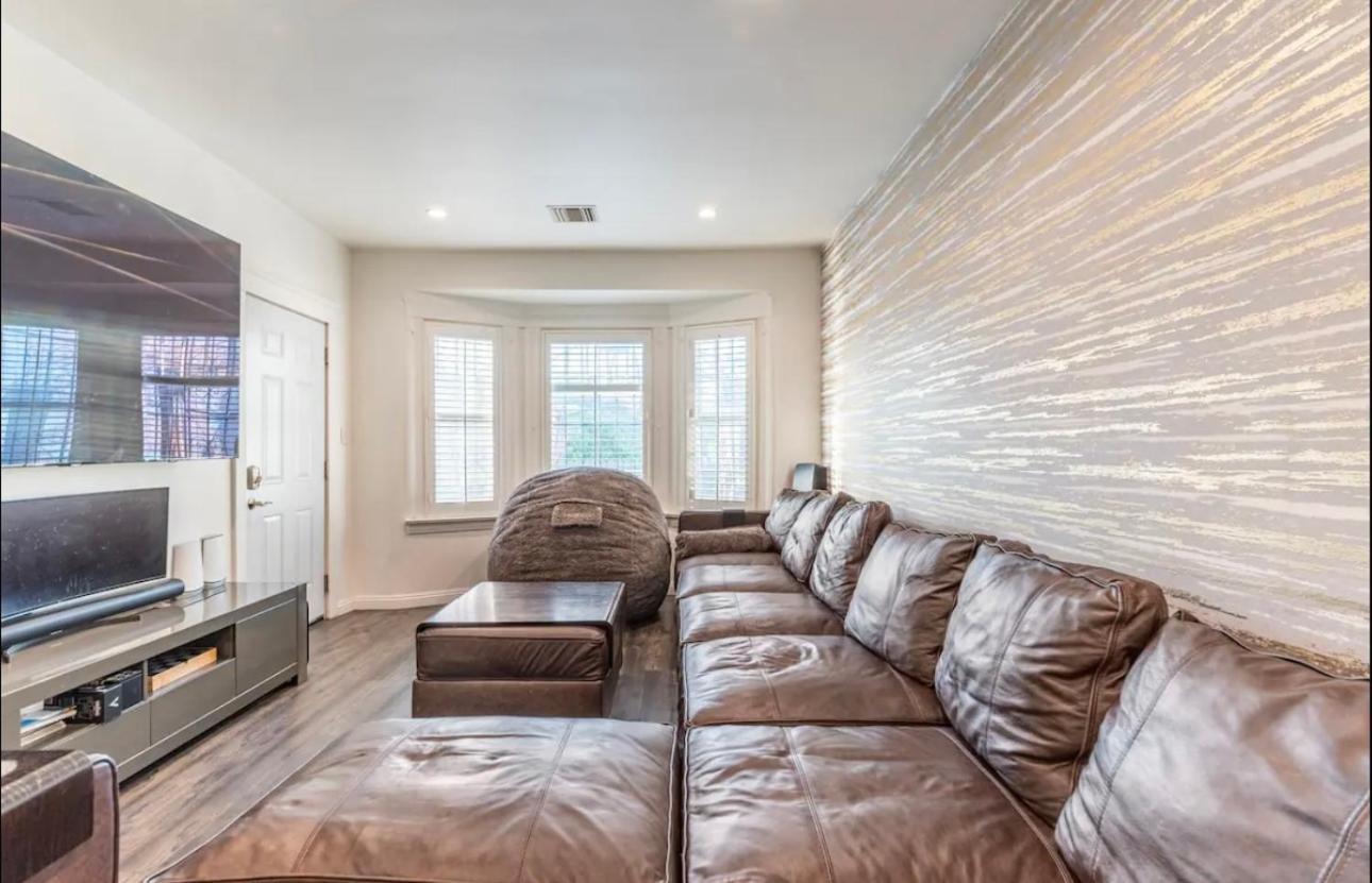 Gorgeous Dtla W/ View + Hot Tub! * Los Angeles