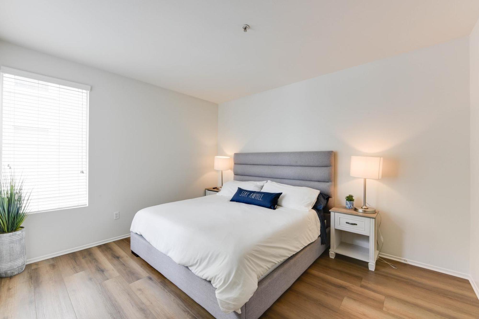 The Electric Blue Abode, Oceanside