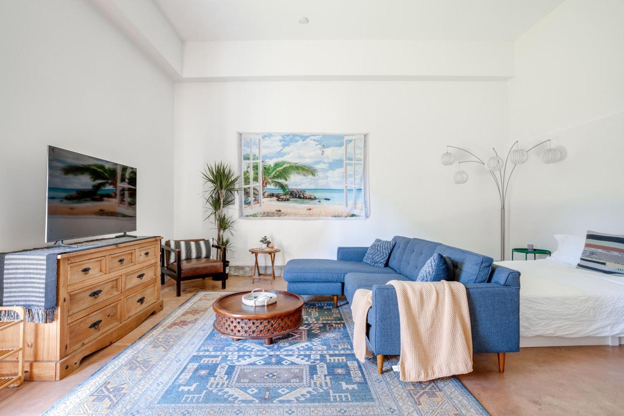 Fabulous For Families & Business 5/3 + 1/1 * Los Angeles