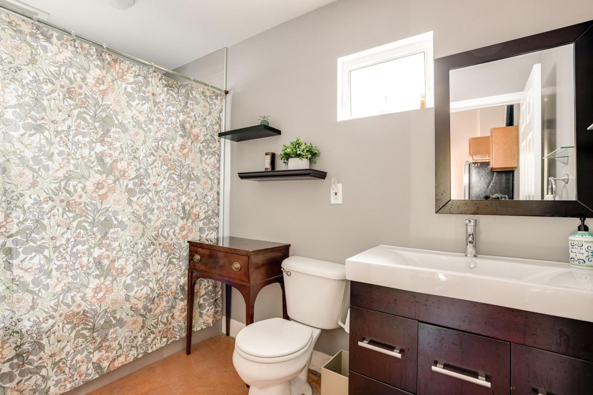 Holiday home Fabulous For Families & Business 5/3 + 1/1