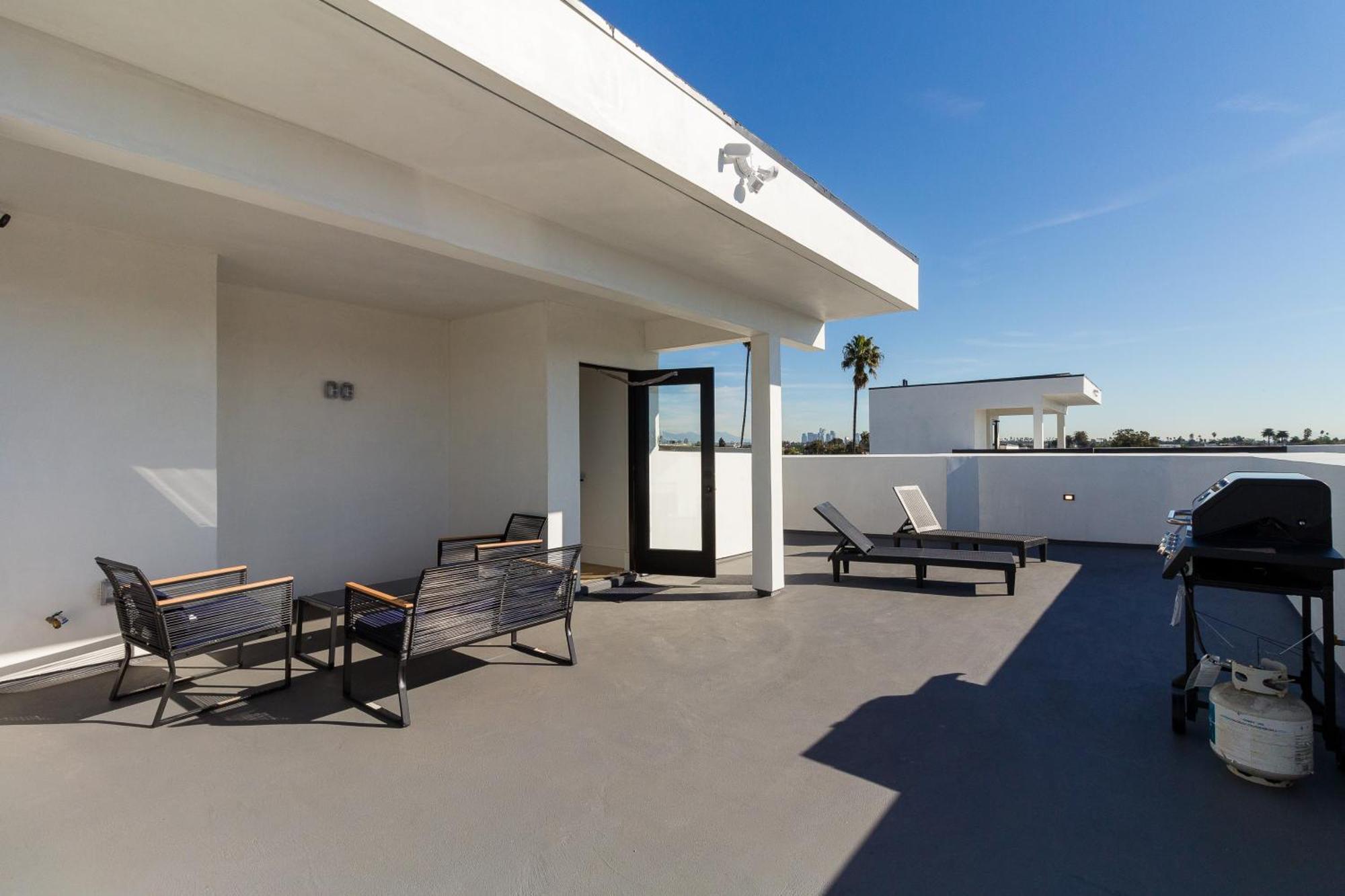 Holiday home Brand New Modern 4 Bedroom House Pickfair Village *
