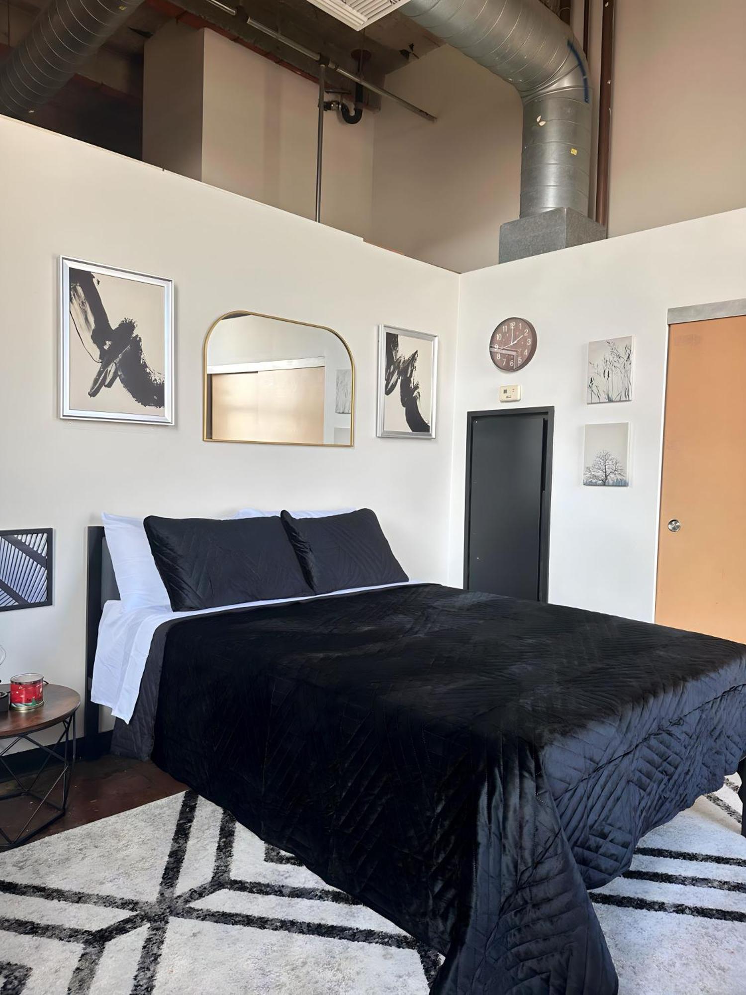 The Continental Dtla Loft Los Angeles