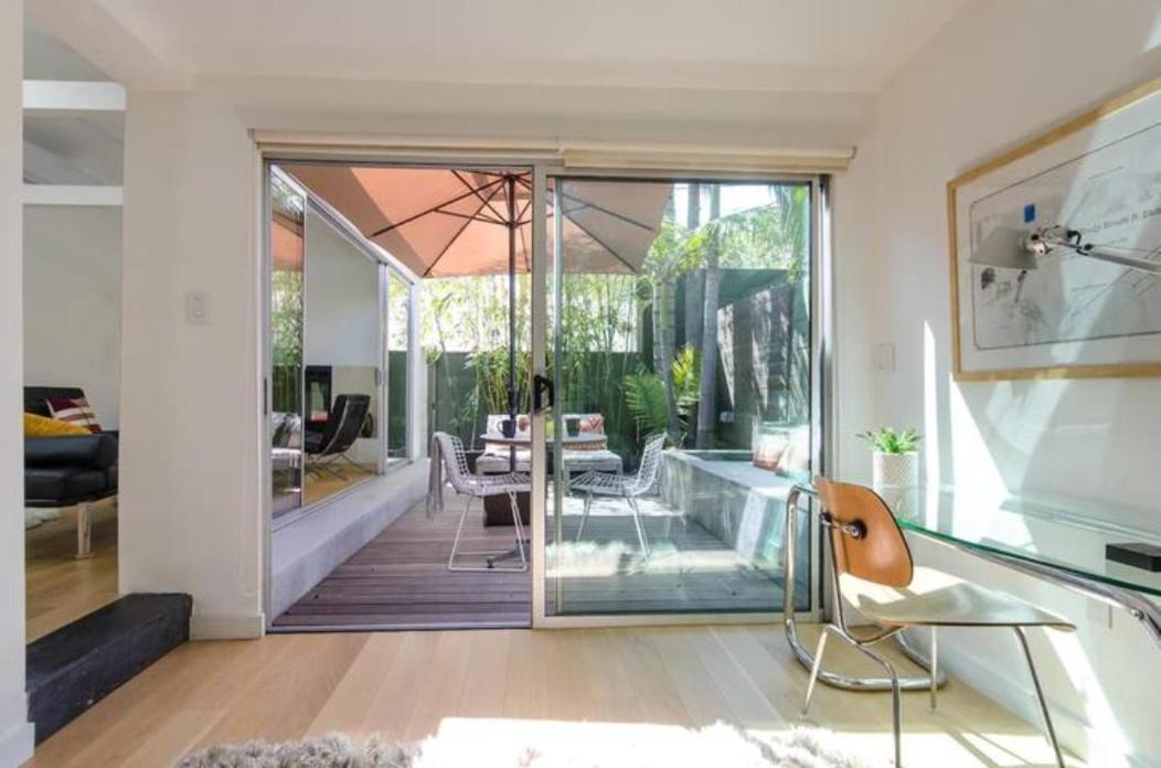 Venice Place Los Angeles