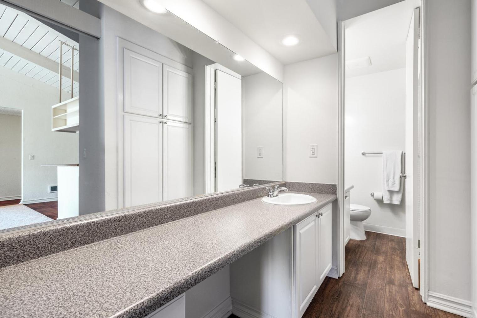 Culver 2br W Gym Pool Nr Shops Lax-330 * Los Angeles