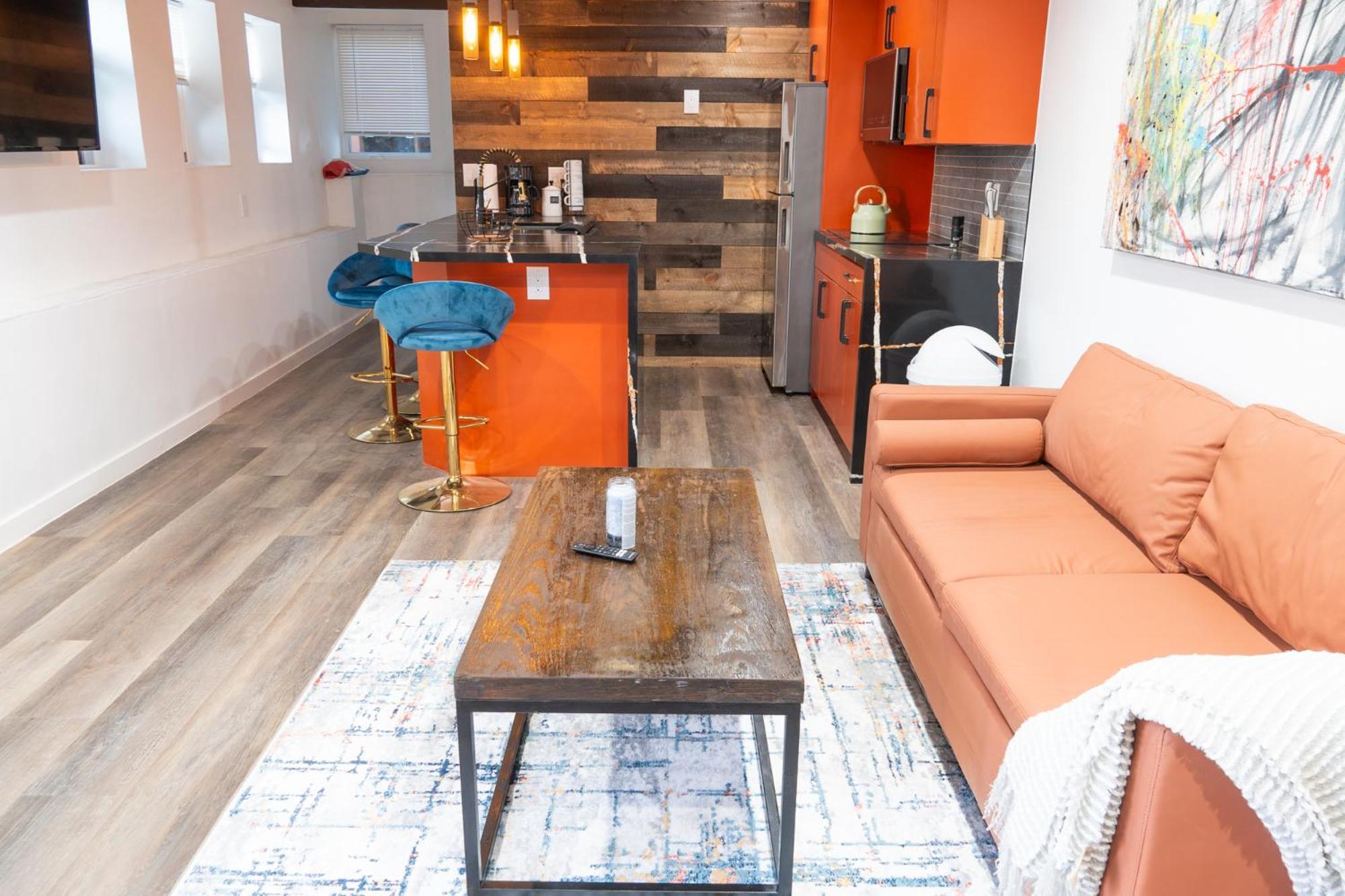 Beautiful Hillside Apartment