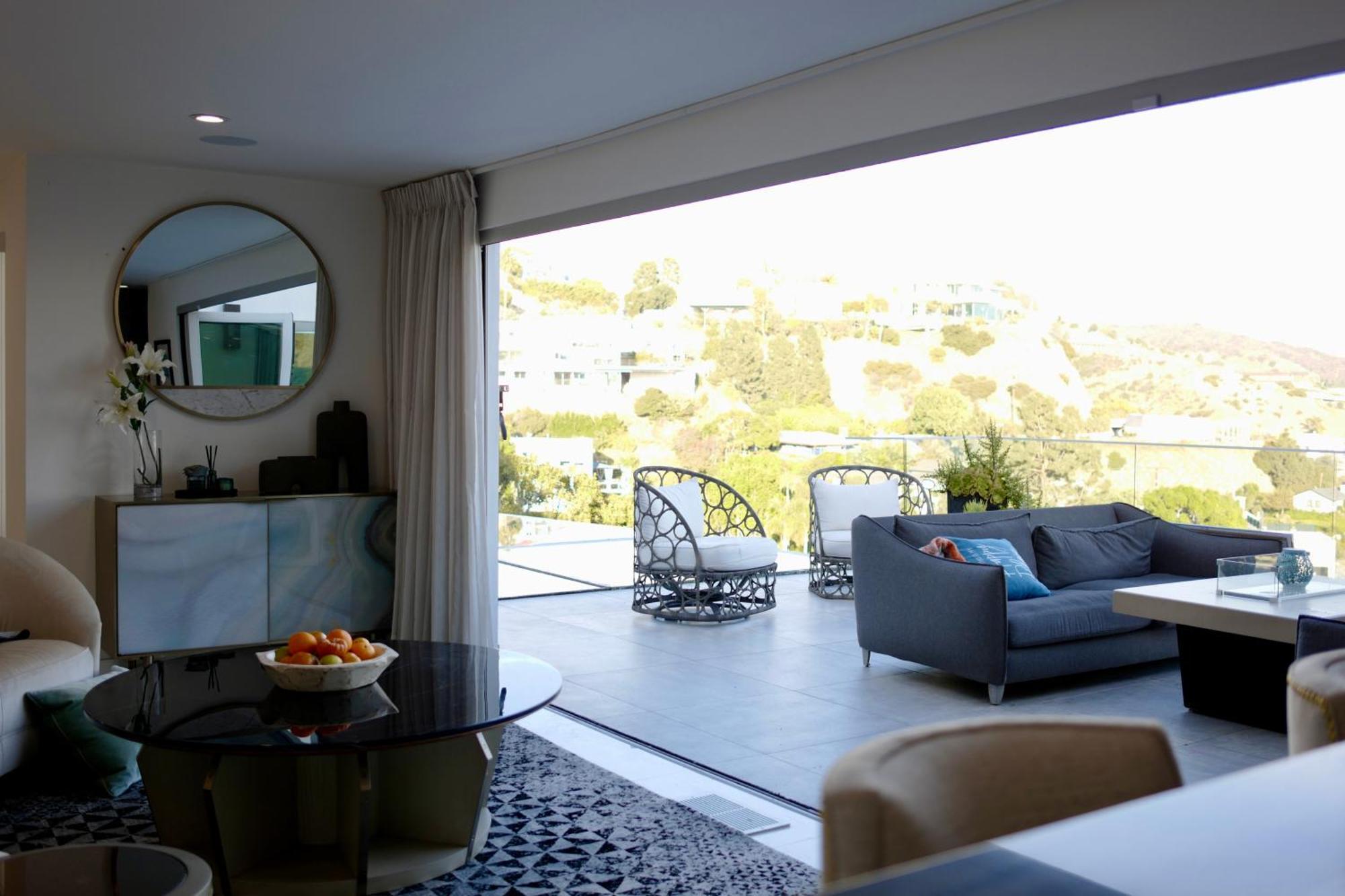 Skyline Serenity Luxe Suite-private Homestay