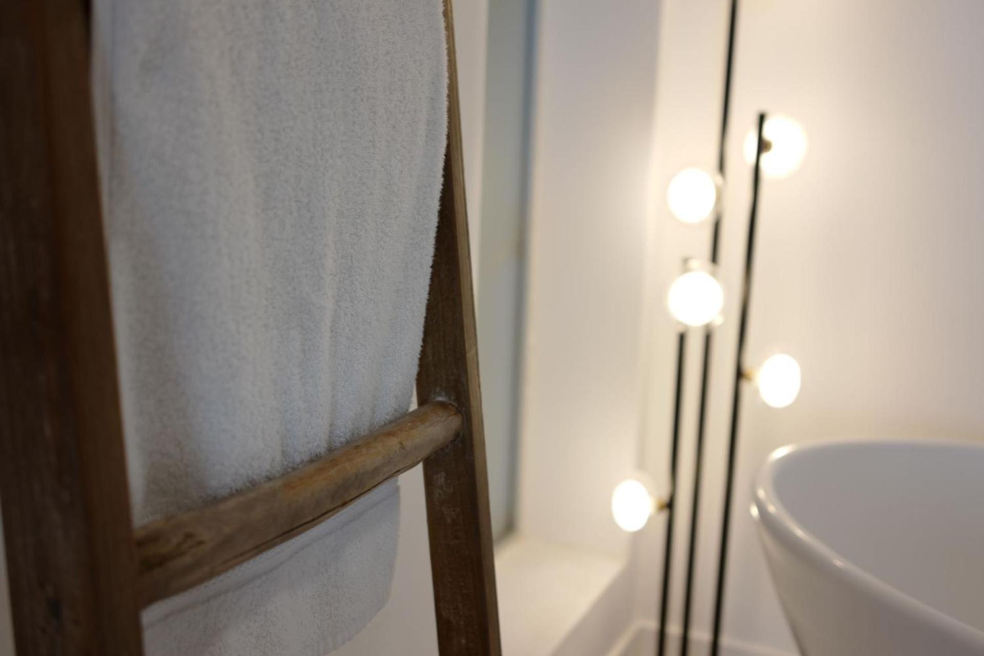 Skyline Serenity Luxe Suite-private Homestay