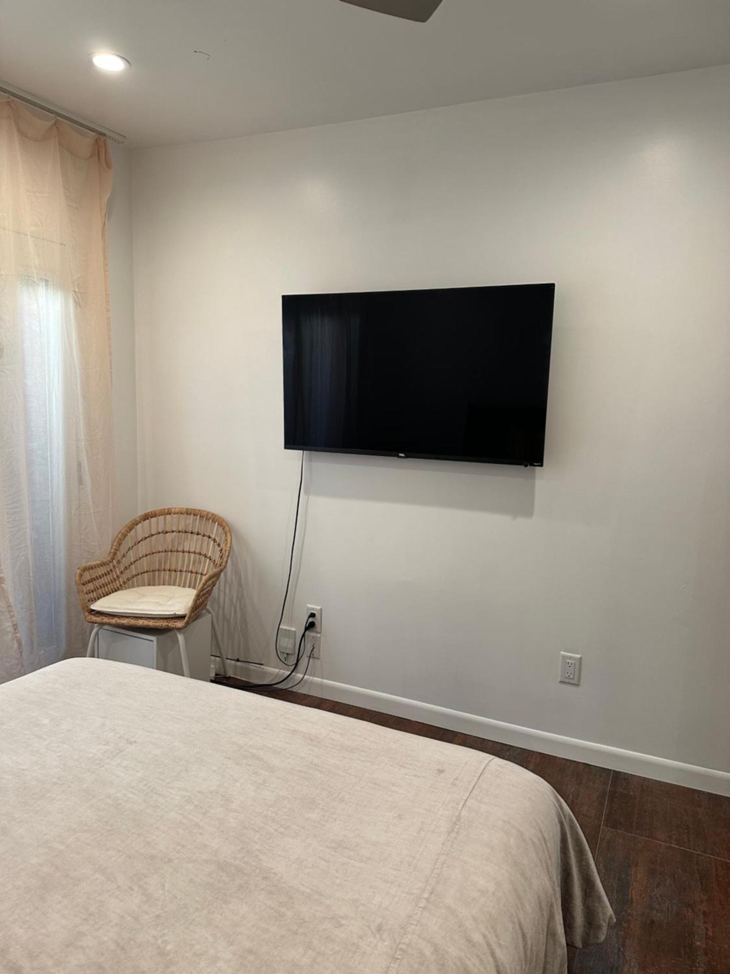 Spacious Getaway @ Echo Park Ranch - Luxury Indoor/ Outdoor Steps From Sunset Blvd, Echo Park Lake, Dodgers Stadium Los Angeles