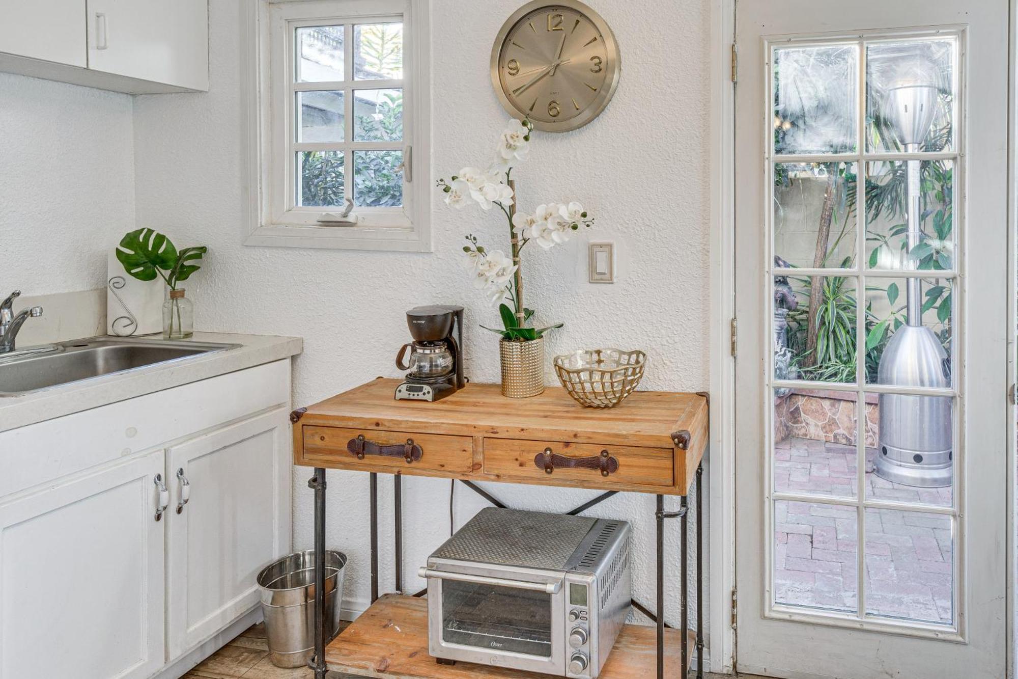 Angeles With Patio, 4 Mi To Downtown! Apartamento *