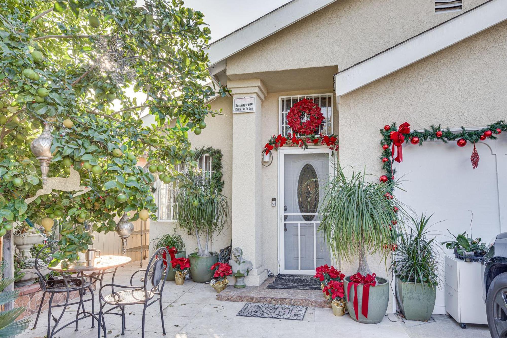 Angeles With Patio, 4 Mi To Downtown! Apartamento