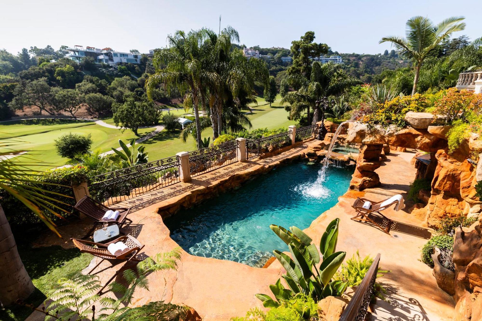 Villa Bel Air Luxury 6 Bedrooms Entire House Angeles *