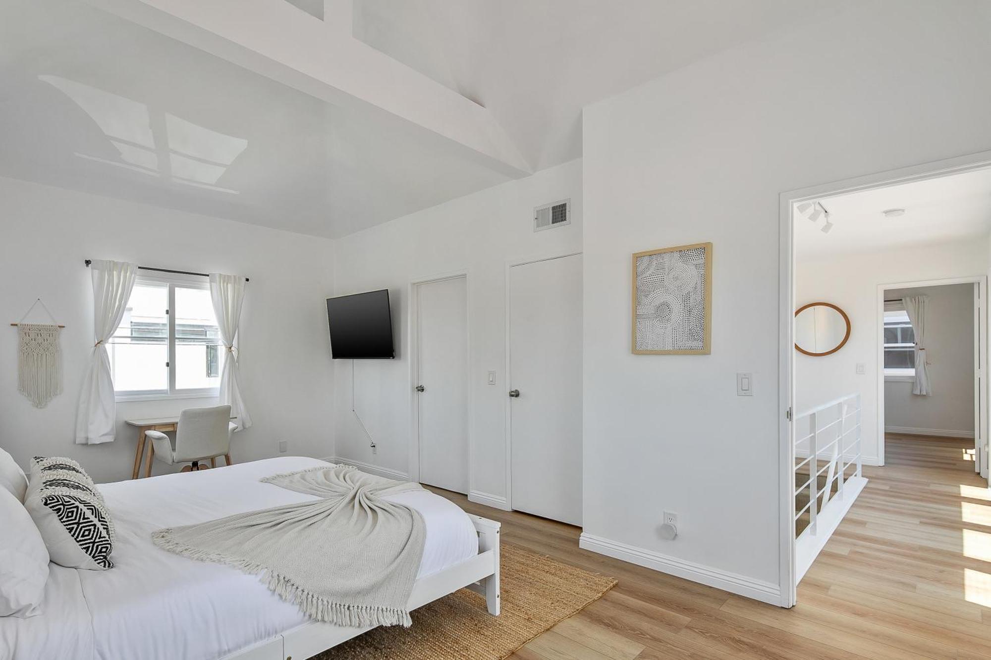 Casa de férias Exclusive 2bd 3ba With Balcony Los Angeles