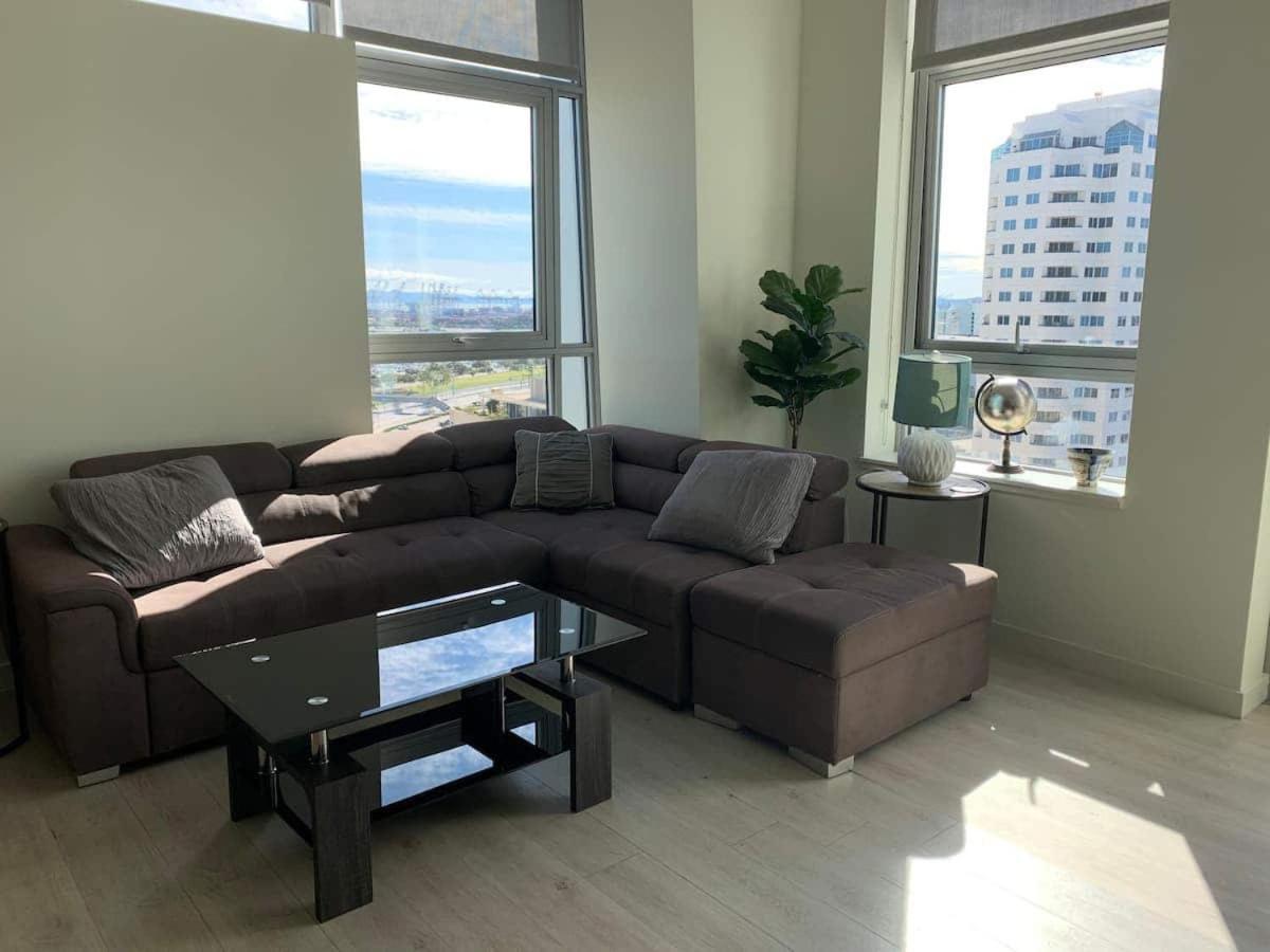 Floor High Rise 3 Bed Dtla Skyscraper Penthouse
