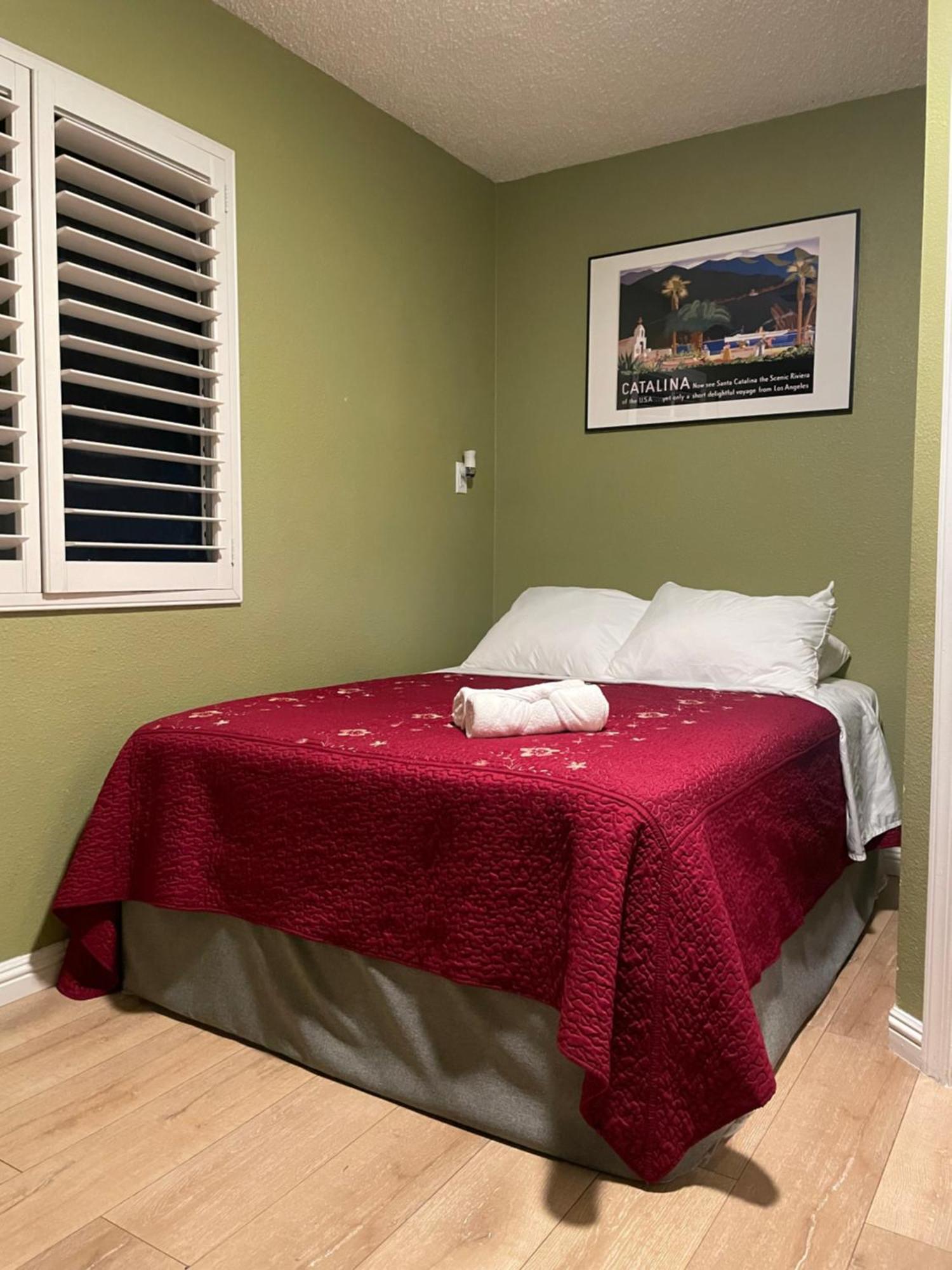 Private In Angeles With Ac, Wifi, Smart Tv, Work Desk Near Sofi Stadium *