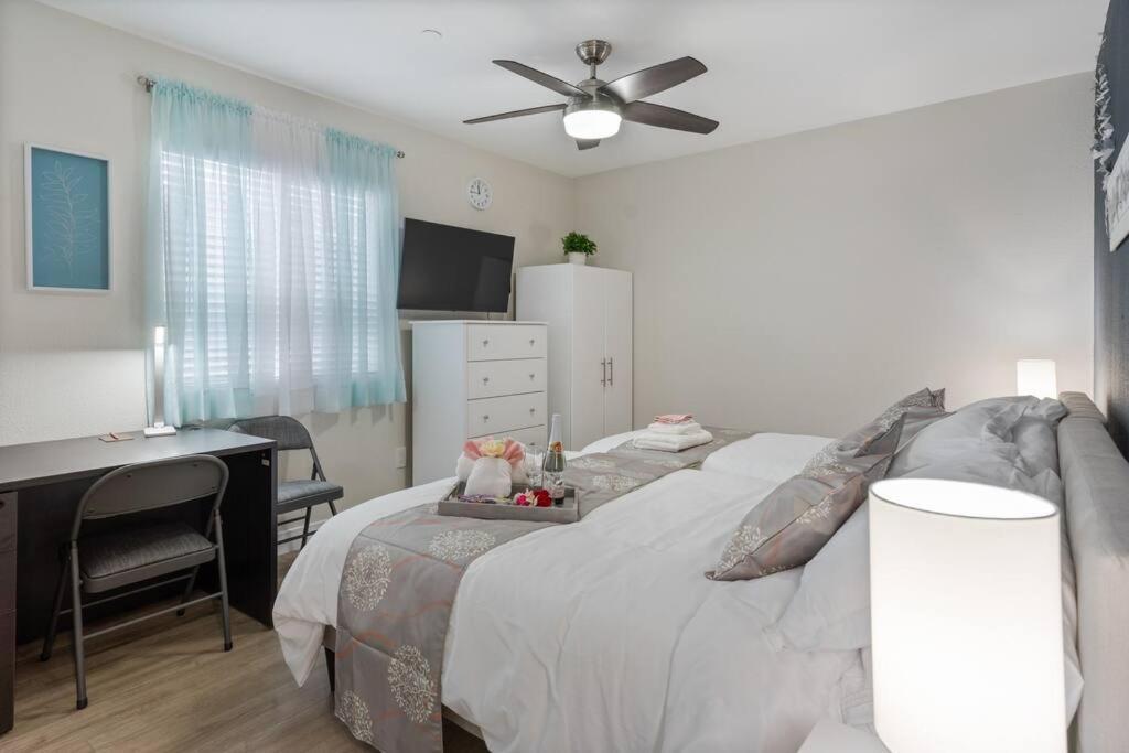 Apartment Family/pet Friendly Near Hollywood & Pasadena *