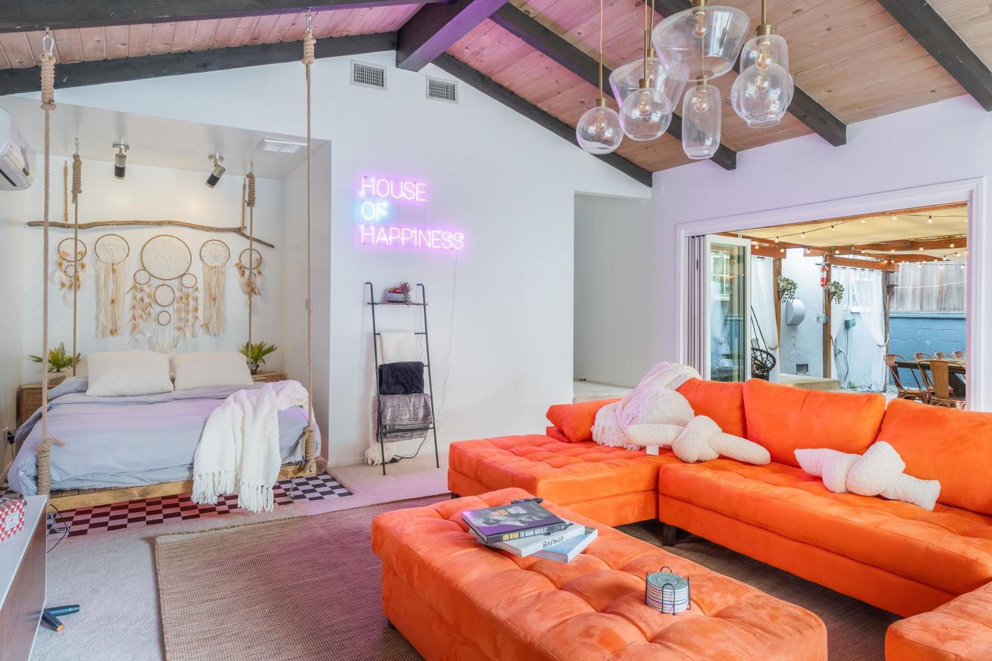 Angel&Rose Universal Hollywood Heated Pool House King Bed Holiday home