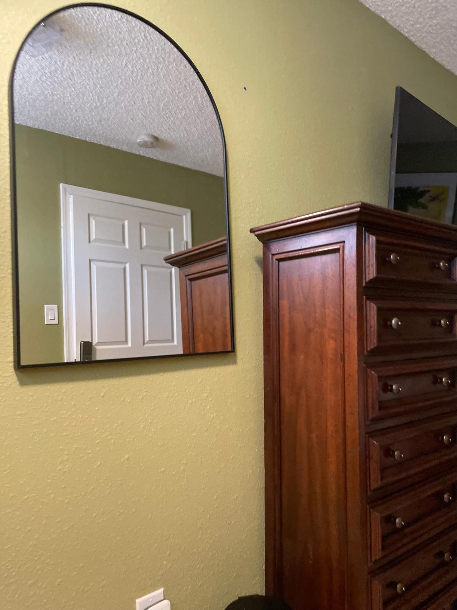 Hospedagem domiciliar Private In Angeles With Ac, Wifi, Smart Tv, Work Desk Near Sofi Stadium *