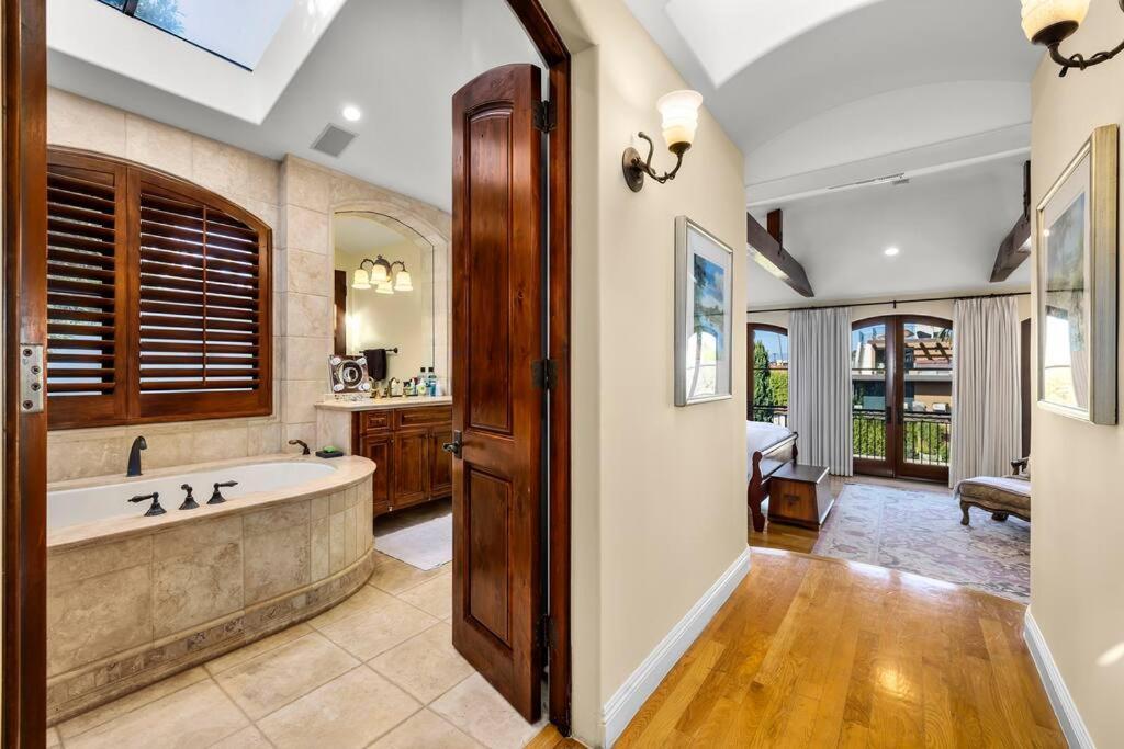 Elegant Mediterranean Waterfront Los Angeles